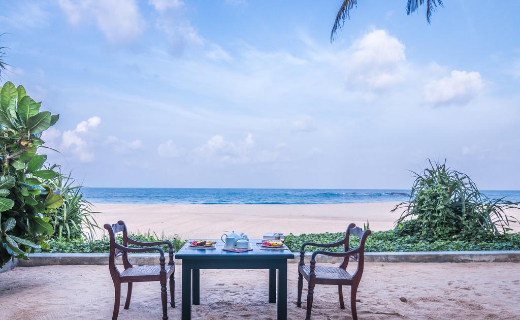 Blue Parrot Beach Villa Ambalangoda  Exterior foto