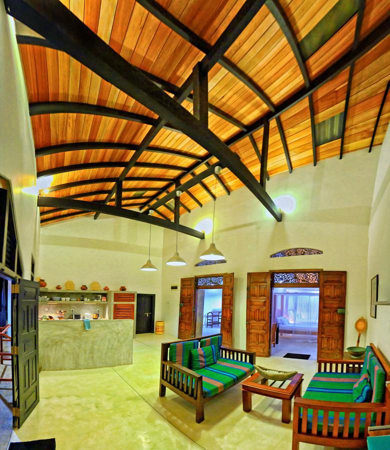 Blue Parrot Beach Villa Ambalangoda  Exterior foto