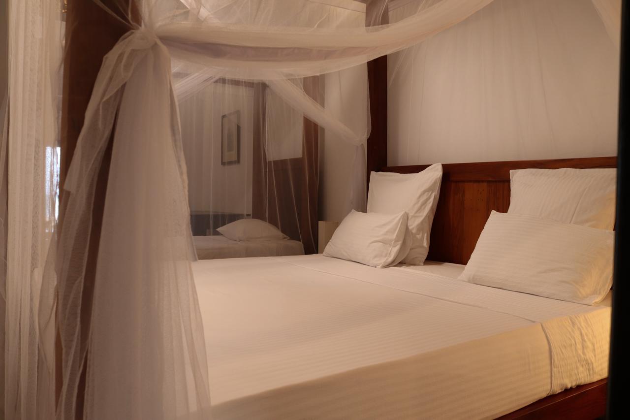 Blue Parrot Beach Villa Ambalangoda  Exterior foto